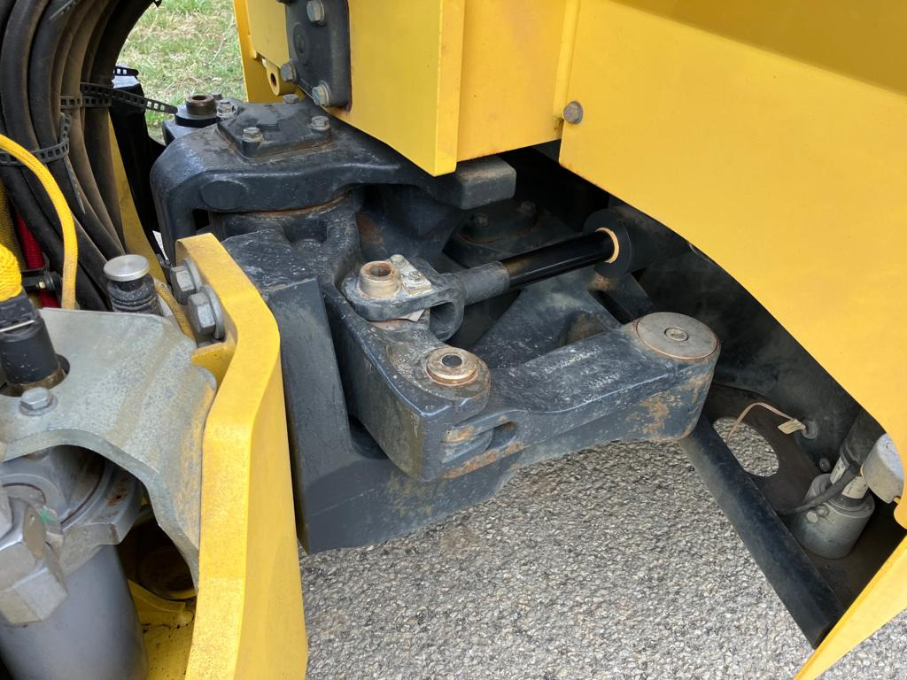 Compacteur BOMAG BW 151 AD-5 AM: photos 6
