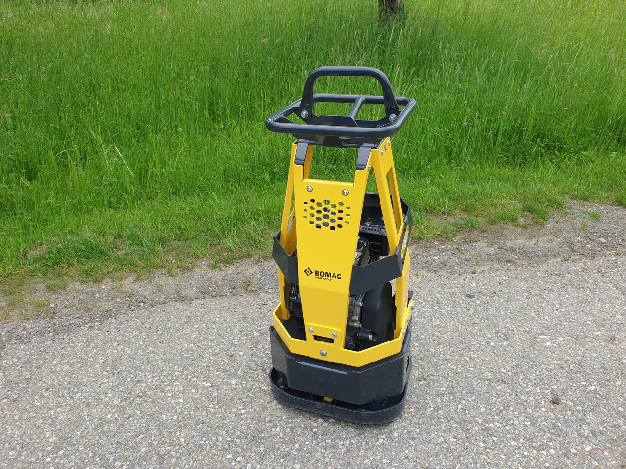 Bomag BR 95 - Plaque vibrante: photos 1 Bomag BR 95 - Plaque vibrante: photos 1