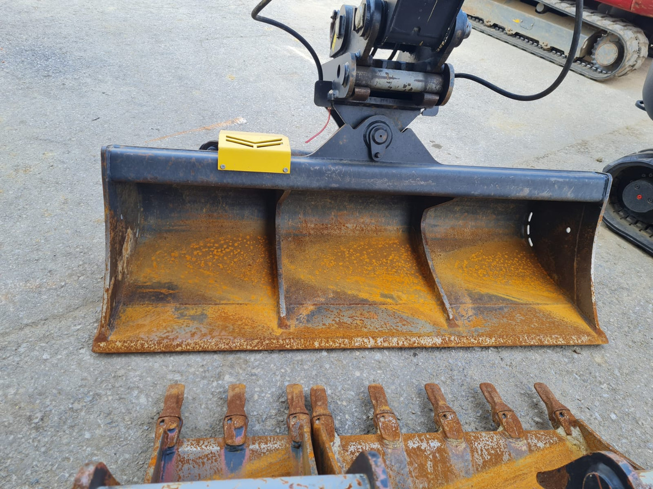 Bucket package for Yanmar B 95 W - Godet pour pelle pour Pelle sur pneus: photos 3 Bucket package for Yanmar B 95 W - Godet pour pelle pour Pelle sur pneus: photos 3