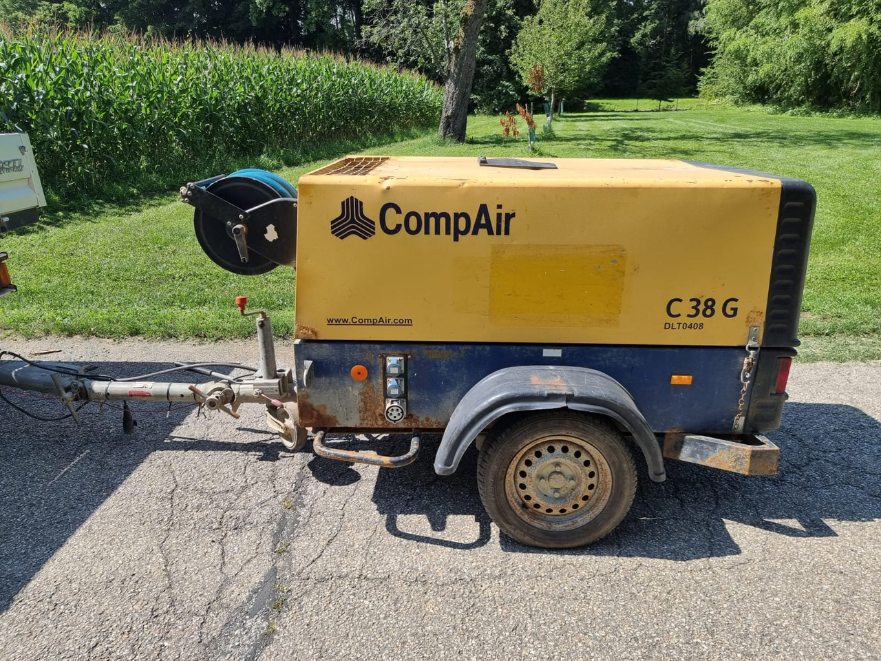 COMPAIR C 38 G - Compresseur d'air: photos 1 COMPAIR C 38 G - Compresseur d'air: photos 1