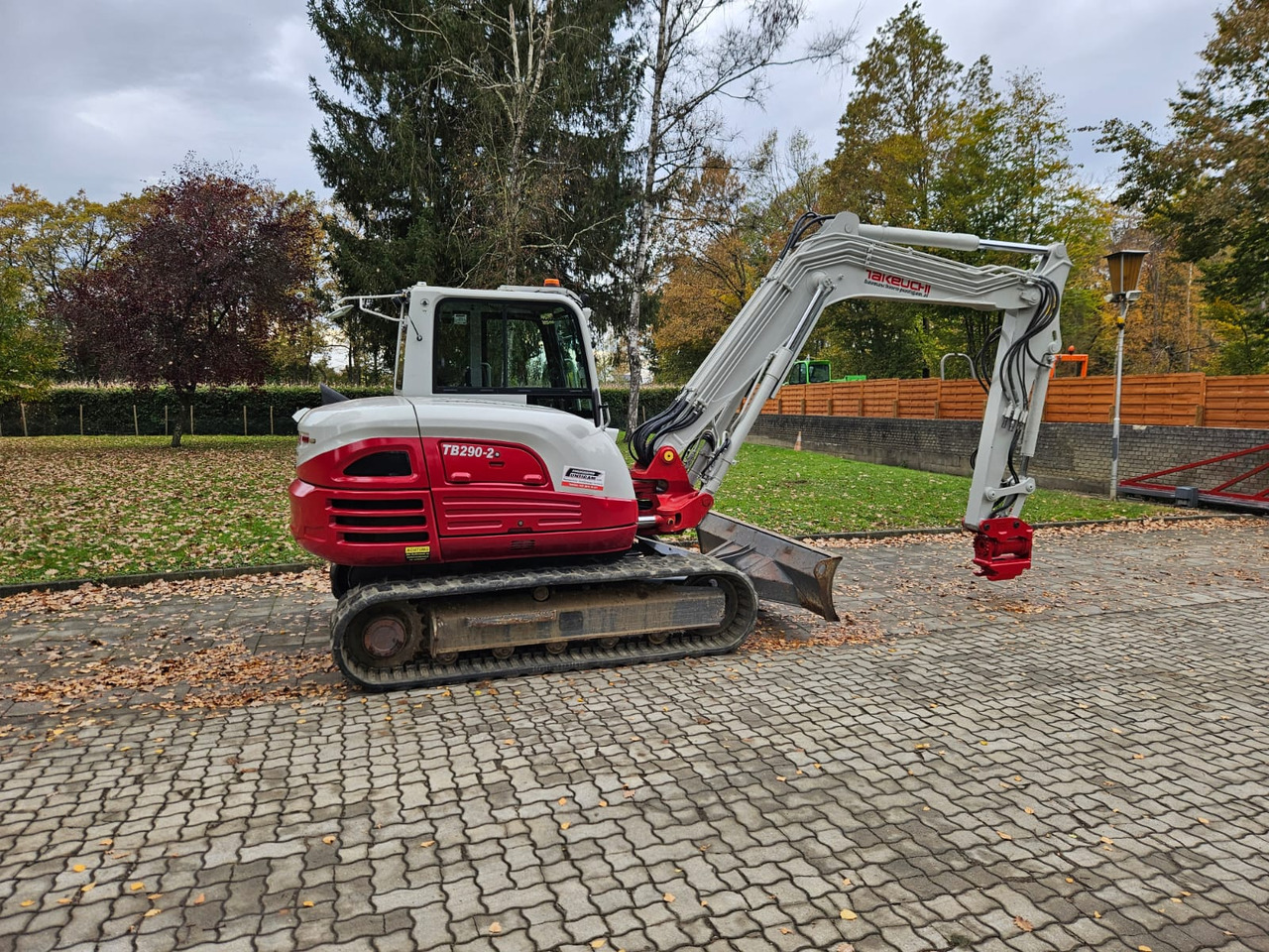 TAKEUCHI TB 290-2 - Mini pelle: photos 2 TAKEUCHI TB 290-2 - Mini pelle: photos 2