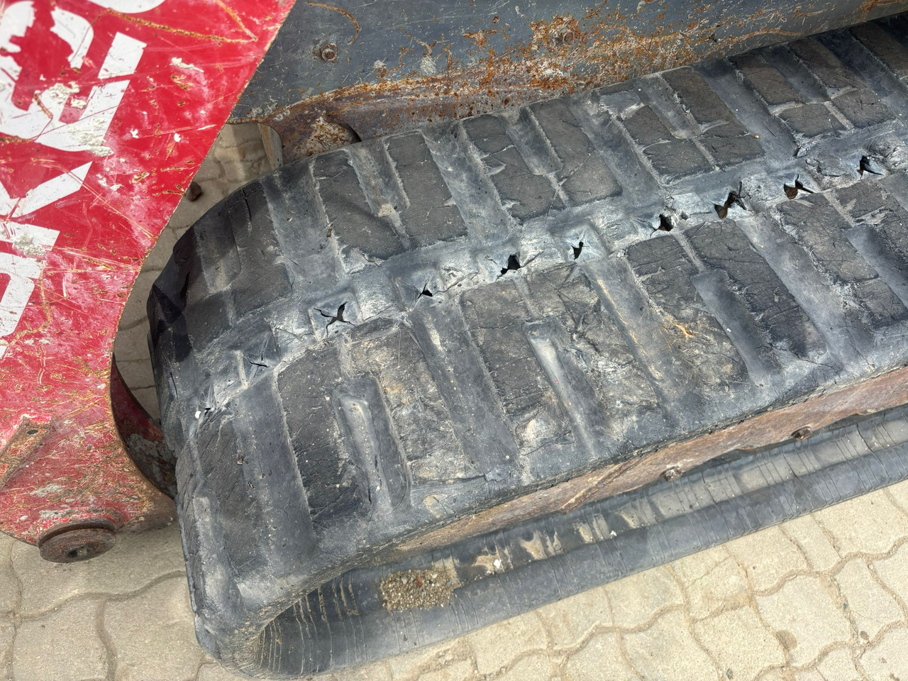 Mini chargeuse Takeuchi TL 12 V-2 - Engine defektive: photos 7