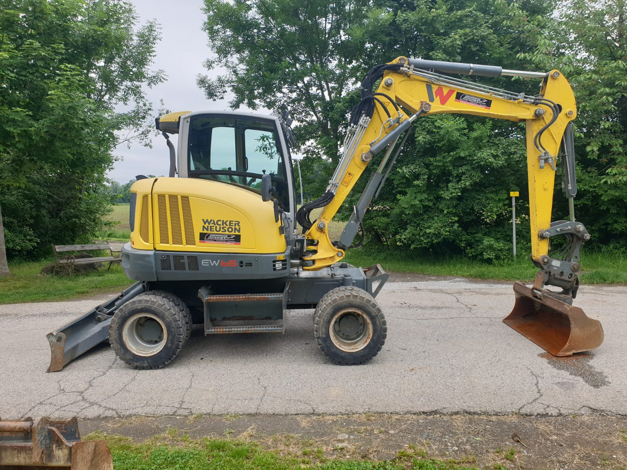 Wacker Neuson EW 65 - Pelle sur pneus: photos 2 Wacker Neuson EW 65 - Pelle sur pneus: photos 2