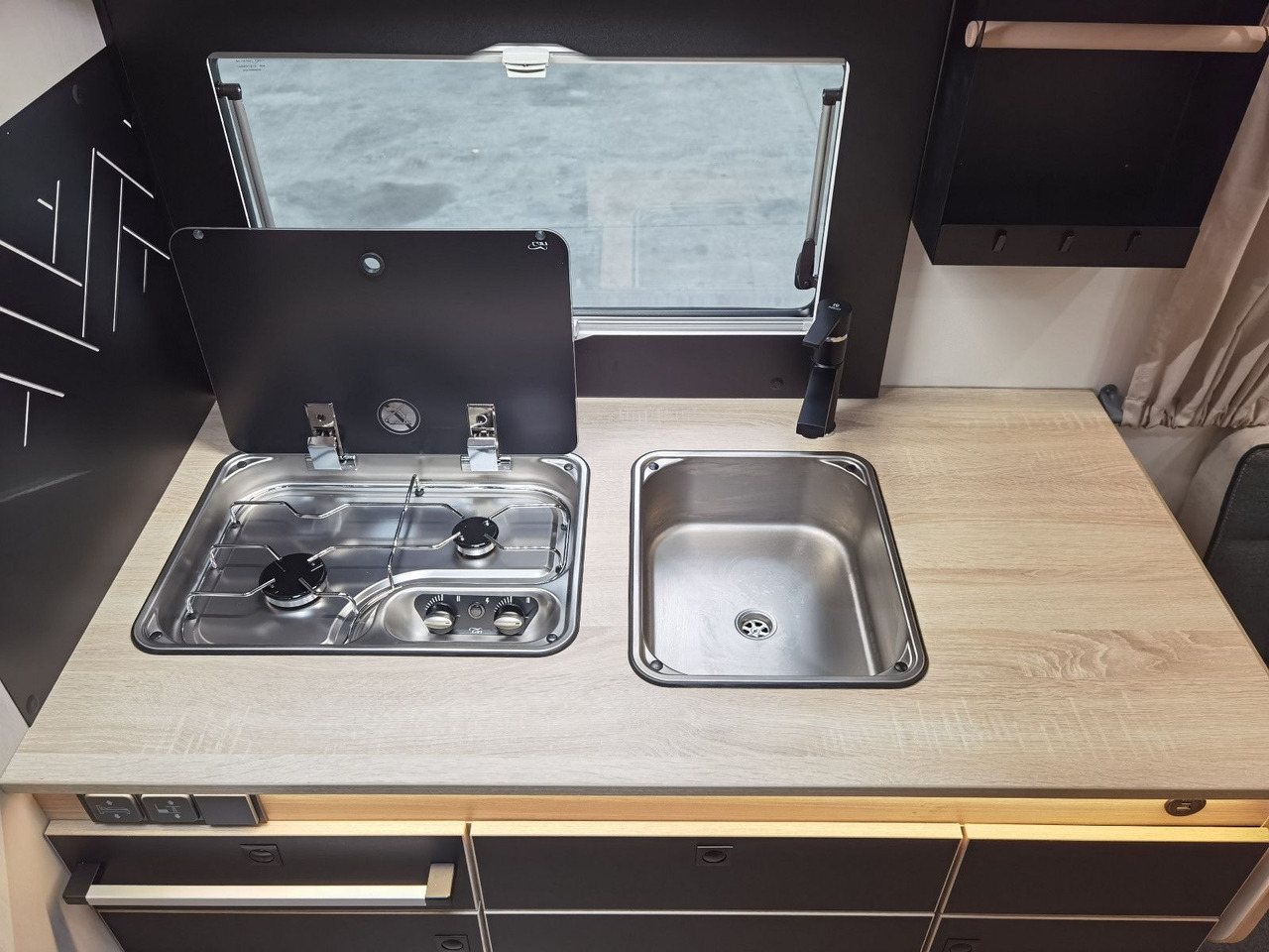 Camping-car profilé Chausson 640 TITANIUM / -2026- / 165PS-9G. / XXL-HUBBETT: photos 11
