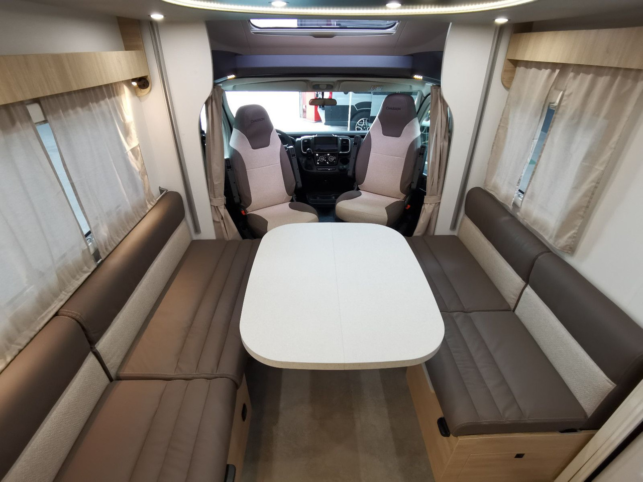 Camping-car profilé Chausson 640 ULTIMATE / -2026- / 140PS-8G. / XXL- HUBBETT: photos 14
