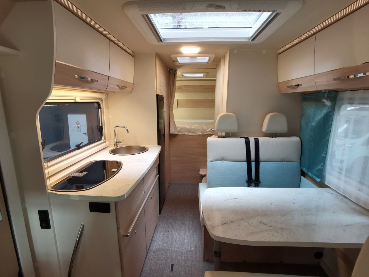 Camping-car capucine Eura Mobil ACTIVA ONE 690 HB / 180PS-40H MAXI/ PANORAMADACH: photos 22