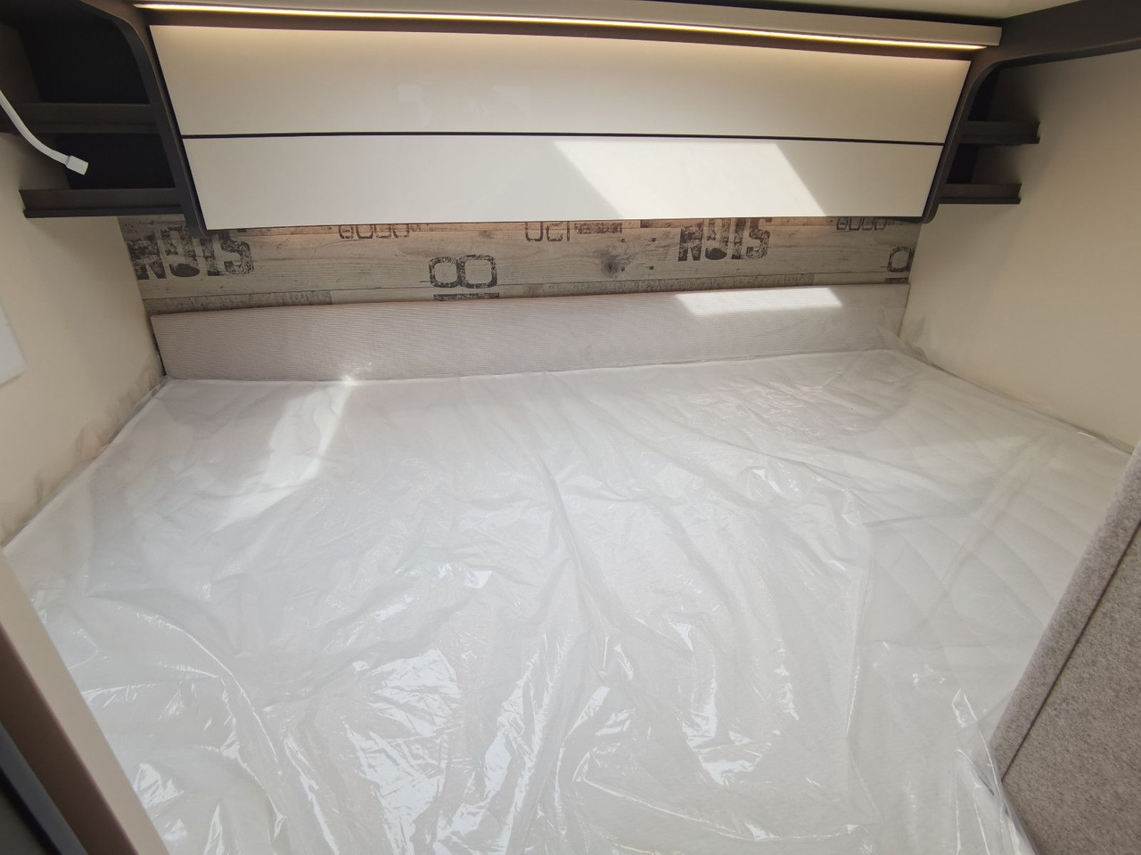 Camping-car profilé Forster T 599 HBN COUPÈ /-2025-/165PS / SILVER - EDITION: photos 17