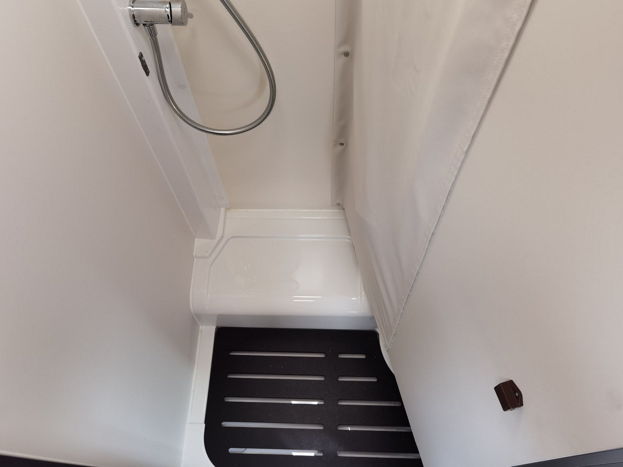 Camping-car profilé Forster T 599 HBN COUPÈ /-2025-/165PS / SILVER - EDITION: photos 19