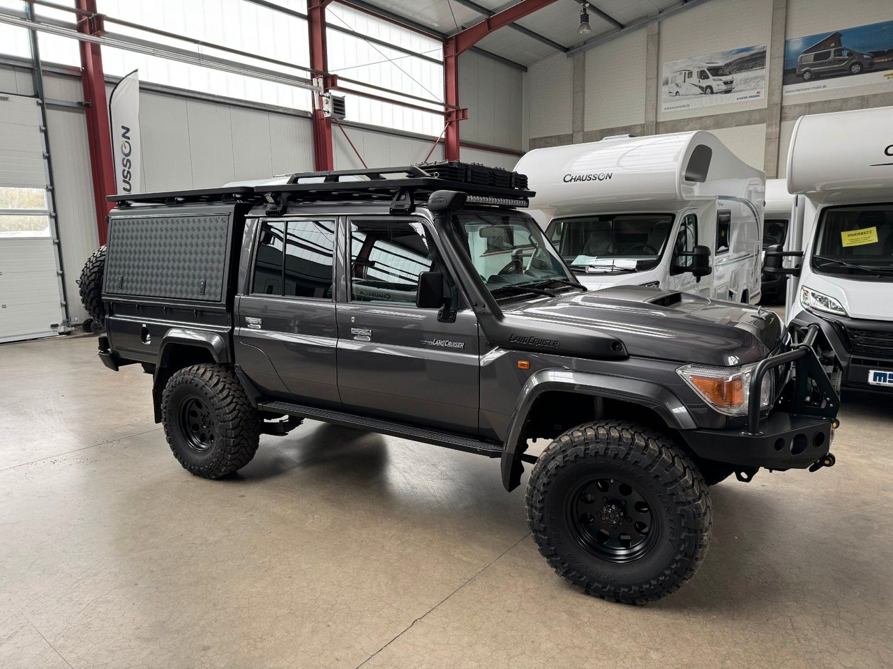 Toyota GRJ 79 DC - VX LIMITED / VIELE EXTRAS - SUV: photos 4 Toyota GRJ 79 DC - VX LIMITED / VIELE EXTRAS - SUV: photos 4