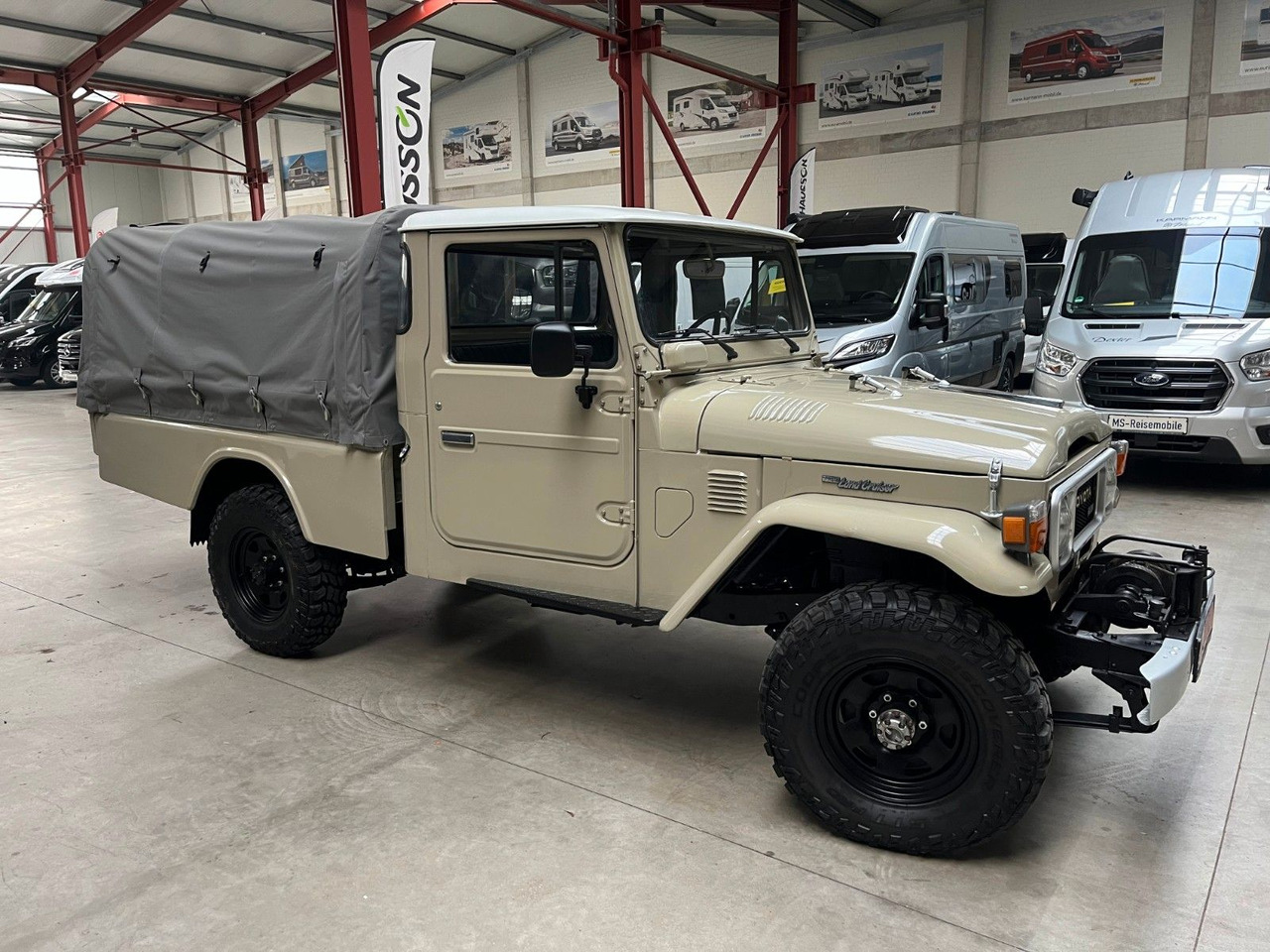 Toyota LAND CRUISER HJ 45 - 3.6l DIESEL / PICK UP - SUV: photos 5 Toyota LAND CRUISER HJ 45 - 3.6l DIESEL / PICK UP - SUV: photos 5
