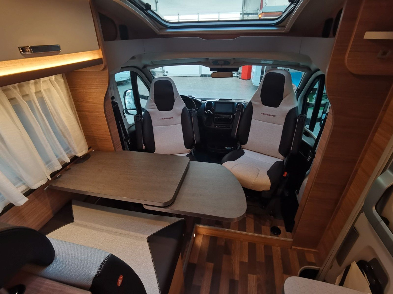 Crédit-bail de  Weinsberg CARACOMPACT 600 MEG EDITION PEPPER /-MODELL 2025 Weinsberg CARACOMPACT 600 MEG EDITION PEPPER /-MODELL 2025: photos 13