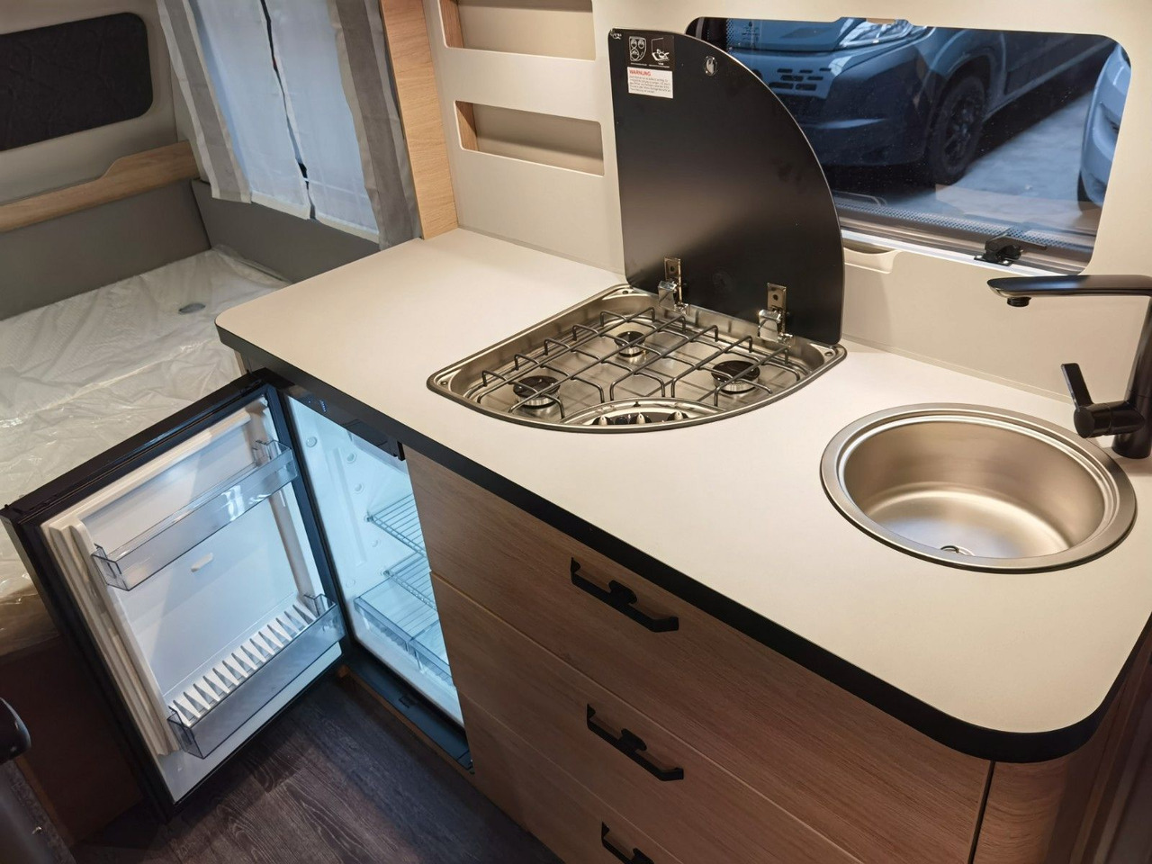 Caravane Weinsberg CARAONE 420 QD / - 2026 -/ ADVANCE & SMART PAKET: photos 17 Caravane Weinsberg CARAONE 420 QD / - 2026 -/ ADVANCE & SMART PAKET: photos 17