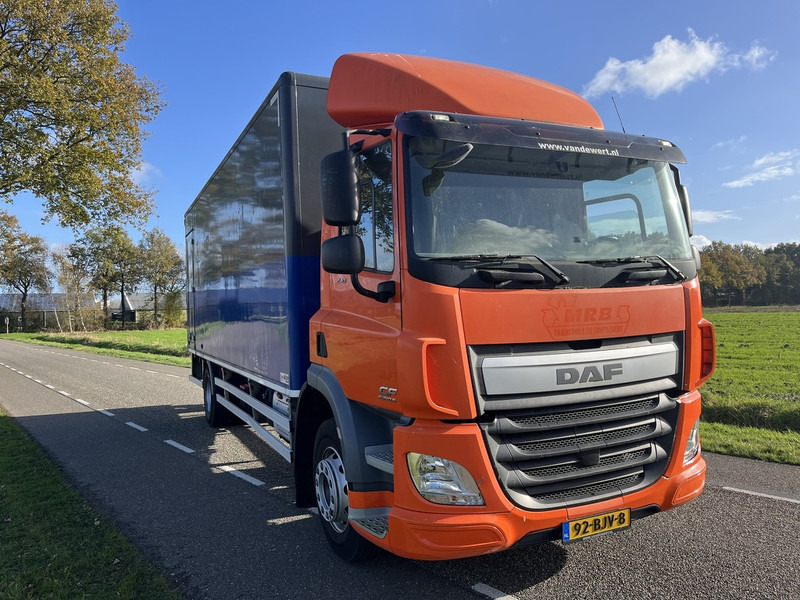 DAF CF 370 FA - Camion fourgon: photos 2 DAF CF 370 FA - Camion fourgon: photos 2