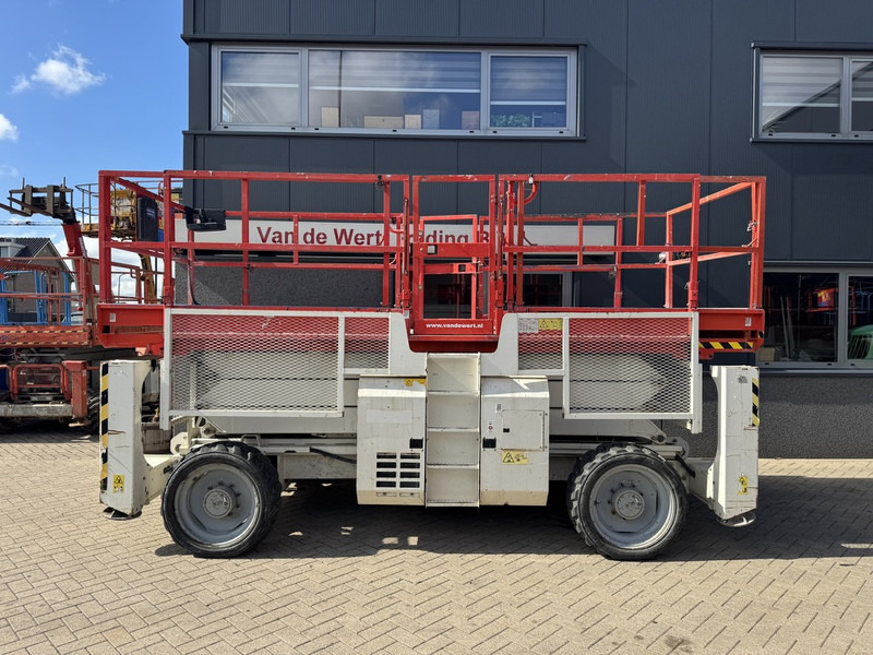 Genie Genie GS 3390 RT Schaarhoogwerker / Scissor Lift / Arbeitsbuhne 12mtr werkhoogte 4x4 Deutz DIESEL 2014 - Nacelle ciseaux: photos 1 Genie Genie GS 3390 RT Schaarhoogwerker / Scissor Lift / Arbeitsbuhne 12mtr werkhoogte 4x4 Deutz DIESEL 2014 - Nacelle ciseaux: photos 1