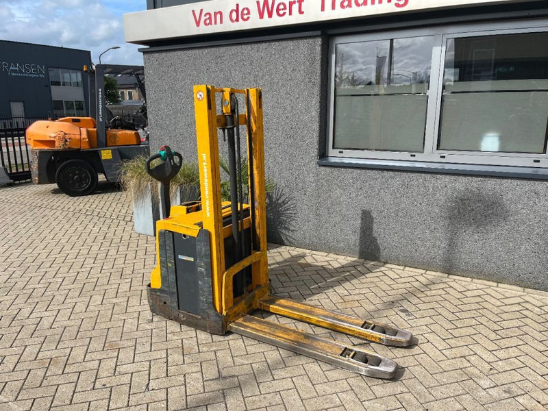 Jungheinrich EJD220 2000kg staplelaar heftruck 280cm hoog initiaal heffing 2013 ACCU2016 - Transpalette: photos 2 Jungheinrich EJD220 2000kg staplelaar heftruck 280cm hoog initiaal heffing 2013 ACCU2016 - Transpalette: photos 2