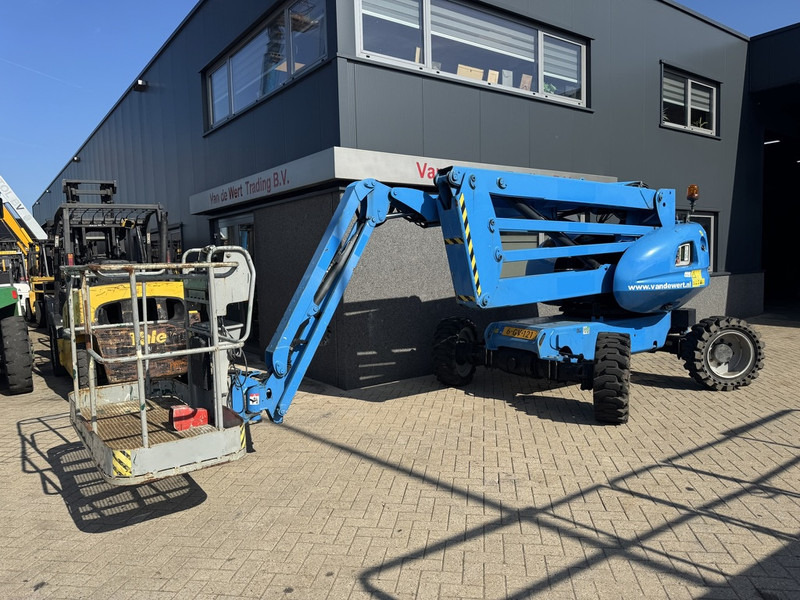 Manitou 160 ATJ 4x4x4 Knikarm hoogwerker / Arbeitsbuhne 16.21M Werkhoogte 4x4x4 2012 Diesel - Nacelle articulée: photos 4 Manitou 160 ATJ 4x4x4 Knikarm hoogwerker / Arbeitsbuhne 16.21M Werkhoogte 4x4x4 2012 Diesel - Nacelle articulée: photos 4