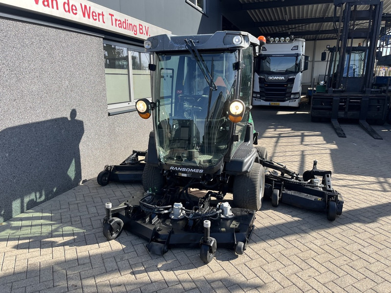 Ransomes Ransomes MP653 3 delige grasmaaier gazonmaaier 2016 8400uur KUBOTA DIESEL 653 - Motofaucheuse: photos 4 Ransomes Ransomes MP653 3 delige grasmaaier gazonmaaier 2016 8400uur KUBOTA DIESEL 653 - Motofaucheuse: photos 4