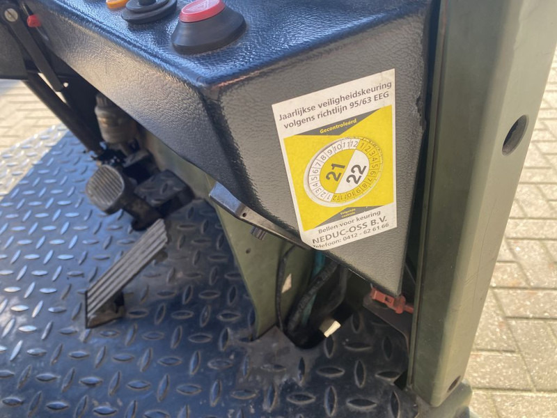 Chariot élévateur électrique Still Heftruck Still EFG1.5 triplo 400 freelift/sideshift elektrisch: photos 19 Chariot élévateur électrique Still Heftruck Still EFG1.5 triplo 400 freelift/sideshift elektrisch: photos 19