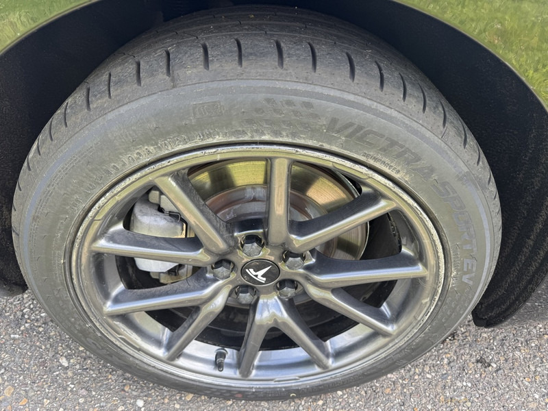 Berline Tesla Model 3: photos 10