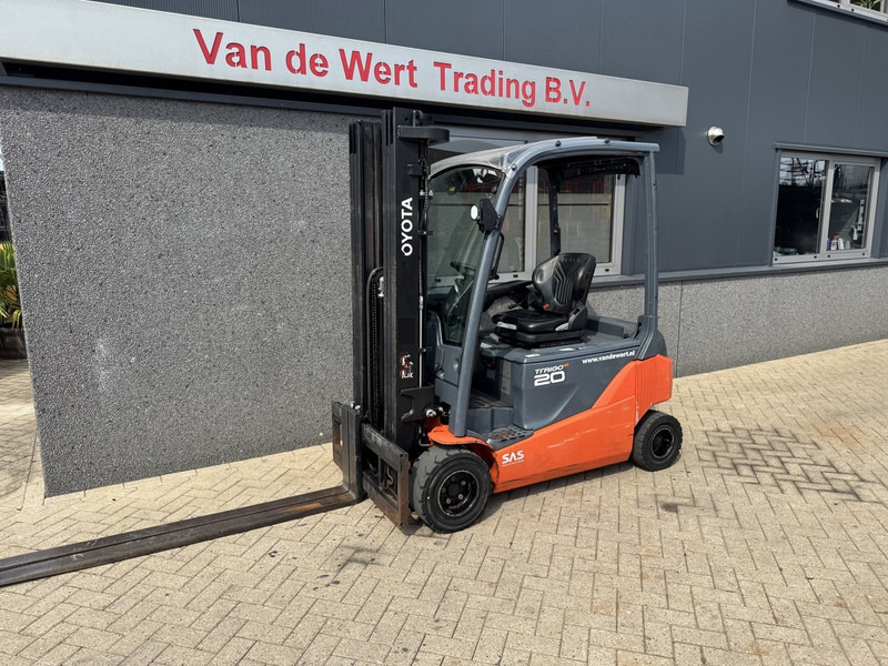 Toyota 8FBM20T Triplo 470 Freelift / Sideshift Elektrisch 2017 6535Hours - Chariot élévateur électrique: photos 2 Toyota 8FBM20T Triplo 470 Freelift / Sideshift Elektrisch 2017 6535Hours - Chariot élévateur électrique: photos 2