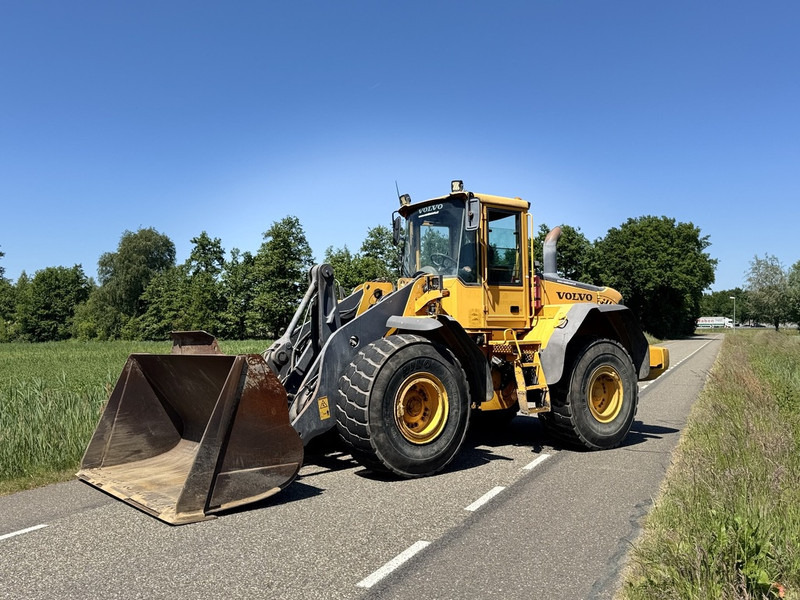 Volvo L110E - Chargeuse sur pneus: photos 3 Volvo L110E - Chargeuse sur pneus: photos 3