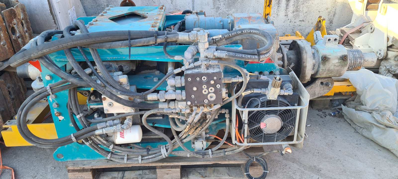 Eurodrill RHV 2400 vibration rotary head - Foreuse: photos 3 Eurodrill RHV 2400 vibration rotary head - Foreuse: photos 3