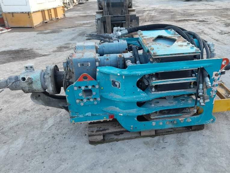 Eurodrill RHV 2400 vibration rotary head - Foreuse: photos 1 Eurodrill RHV 2400 vibration rotary head - Foreuse: photos 1