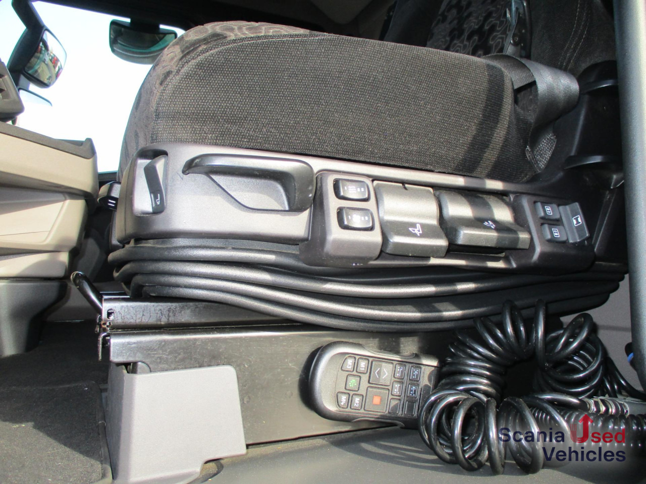 SCANIA S 450 A4x2EB - Tracteur routier: photos 4 SCANIA S 450 A4x2EB - Tracteur routier: photos 4