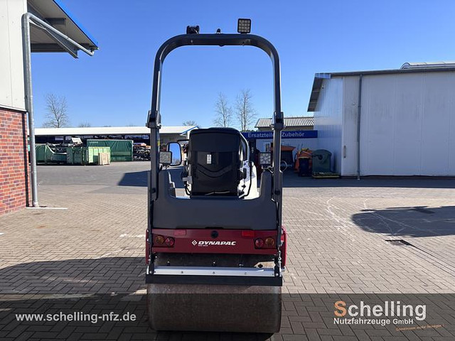 Dynapac CC1100VI - Compacteur: photos 4 Dynapac CC1100VI - Compacteur: photos 4
