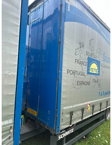 DAF XF 440 DAF XF 440 6x2 / SUPERSPACECAB / KOMBI MIT ANHANGER SCHMITZ 2016 / DURCHLADEN / 2 STUCK - Camion à rideaux coulissants: photos 3 DAF XF 440 DAF XF 440 6x2 / SUPERSPACECAB / KOMBI MIT ANHANGER SCHMITZ 2016 / DURCHLADEN / 2 STUCK - Camion à rideaux coulissants: photos 3