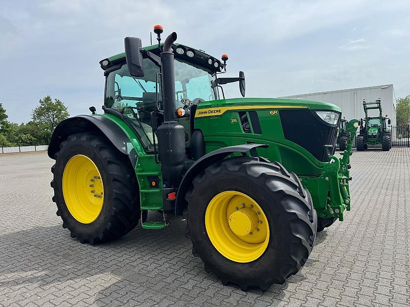 John Deere 6R215 AP 50KM COMMAND-PRO 2023 2690 UUR!!! - Tracteur agricole: photos 2 John Deere 6R215 AP 50KM COMMAND-PRO 2023 2690 UUR!!! - Tracteur agricole: photos 2