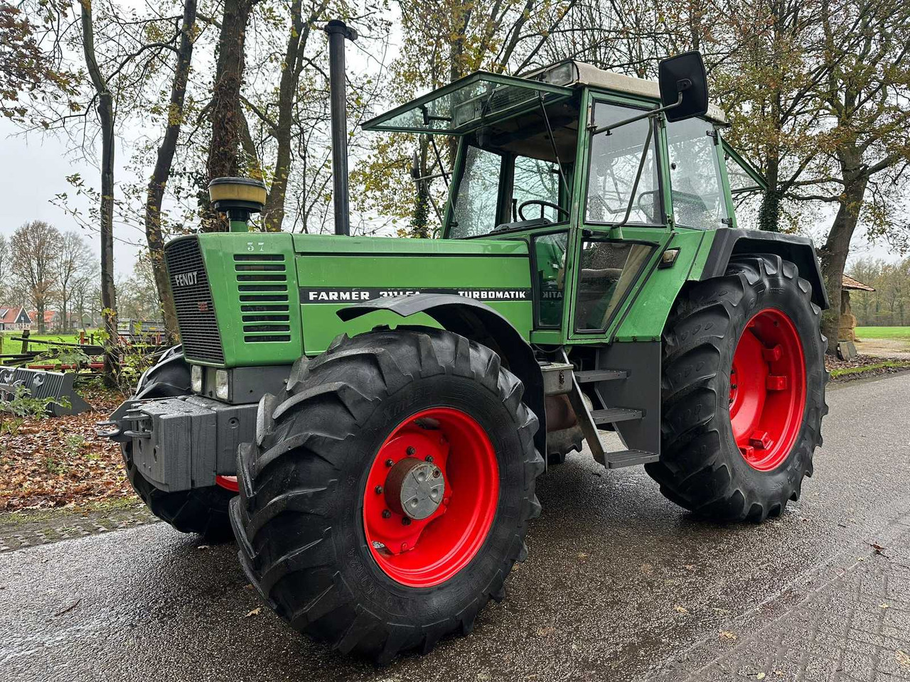 1984 FENDT FARMER 311 LSA ALL-WHEEL DRIVE FARM TRACTOR - Tracteur agricole: photos 1 1984 FENDT FARMER 311 LSA ALL-WHEEL DRIVE FARM TRACTOR - Tracteur agricole: photos 1