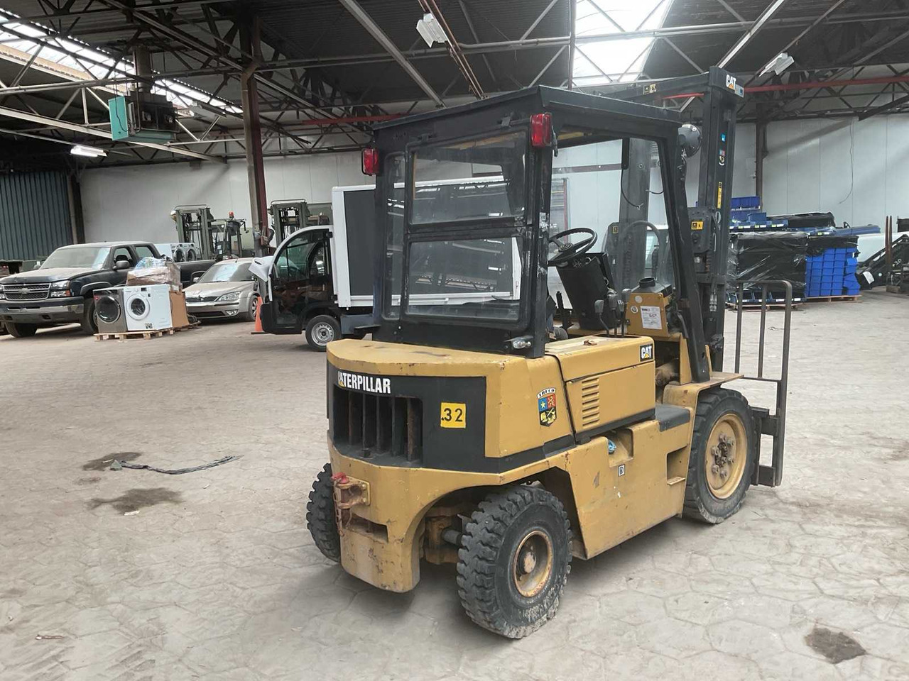 1991 CATERPILLAR V40 FORKLIFT - Chariot élévateur: photos 3 1991 CATERPILLAR V40 FORKLIFT - Chariot élévateur: photos 3