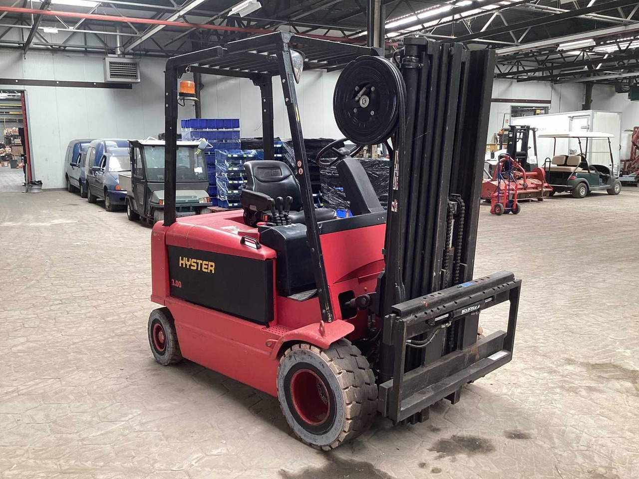 2000 HYSTER J 3.00 XM FORKLIFT - Chariot élévateur: photos 2 2000 HYSTER J 3.00 XM FORKLIFT - Chariot élévateur: photos 2