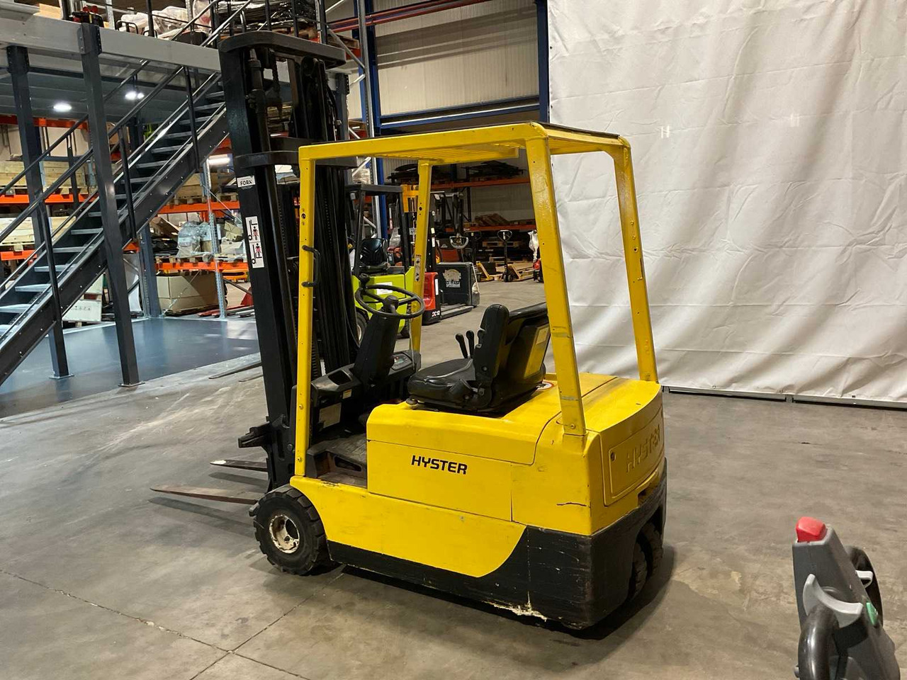 2000 HYSTER J2,00XMT FORKLIFT - Chariot élévateur: photos 3 2000 HYSTER J2,00XMT FORKLIFT - Chariot élévateur: photos 3