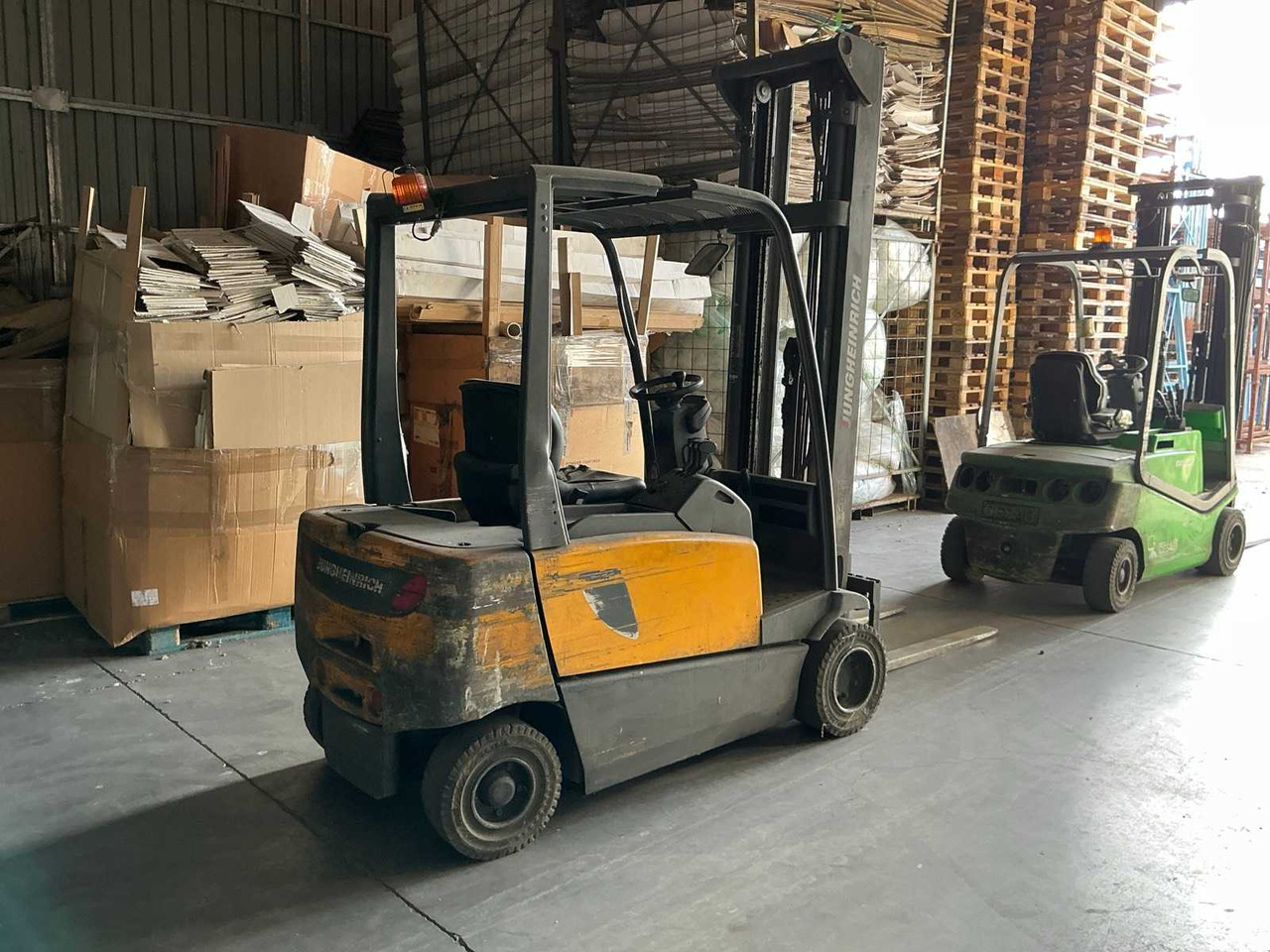 2004 - JUNGHEINRICH - EFG 318 - FORKLIFT - Chariot élévateur: photos 4 2004 - JUNGHEINRICH - EFG 318 - FORKLIFT - Chariot élévateur: photos 4