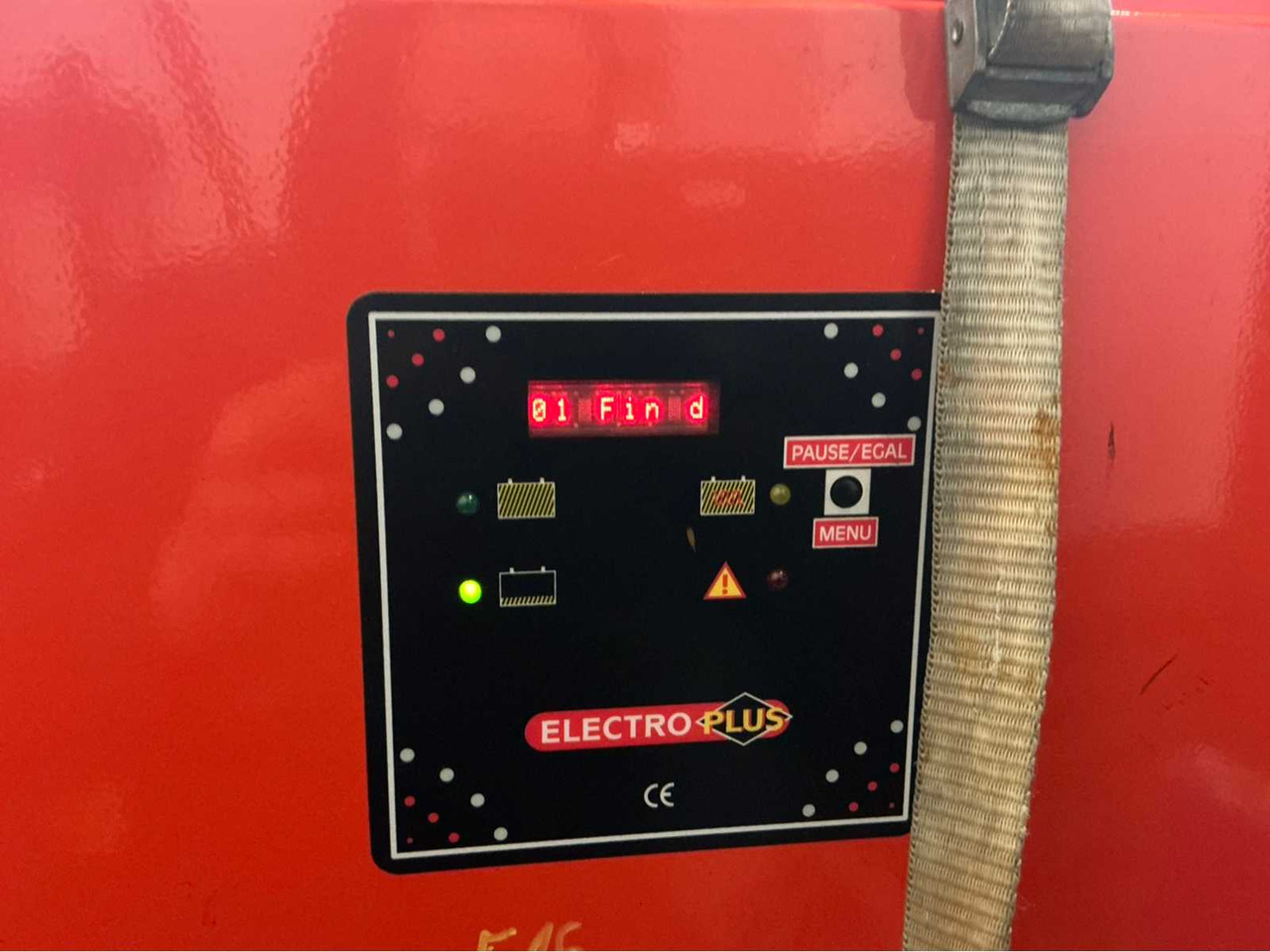 2005 LINDE-FENWICK E16C-02 FORKLIFT - Chariot élévateur: photos 3 2005 LINDE-FENWICK E16C-02 FORKLIFT - Chariot élévateur: photos 3