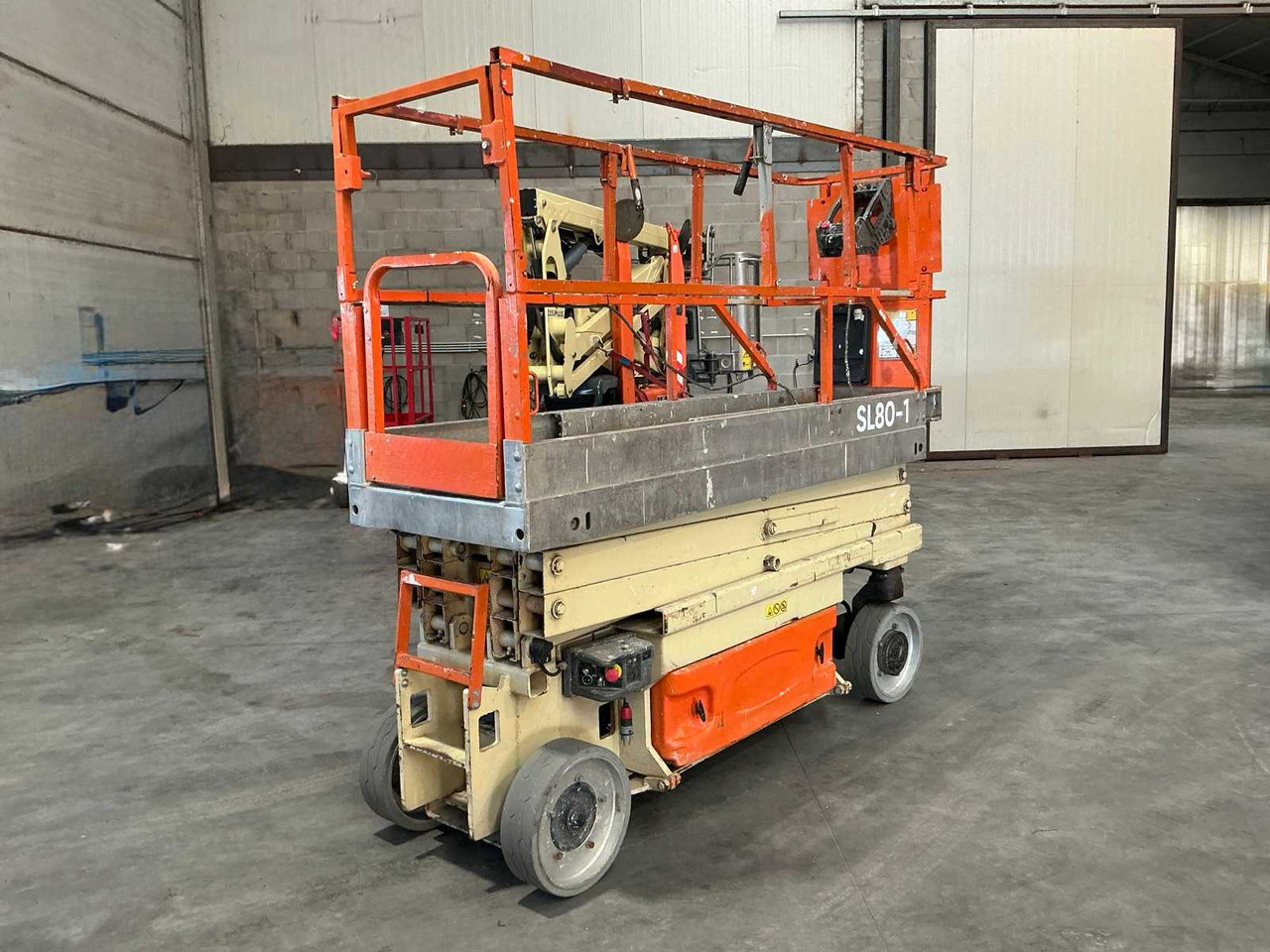 2006 JLG 2030ES SCISSOR LIFT - Nacelle: photos 5 2006 JLG 2030ES SCISSOR LIFT - Nacelle: photos 5