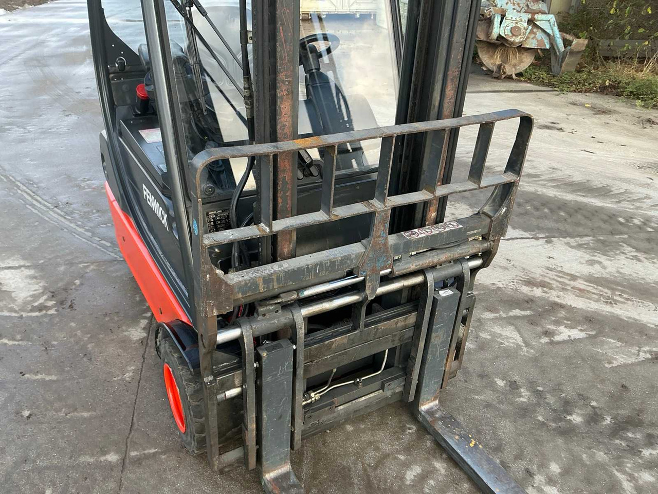 Chariot élévateur 2006 LINDE-FENWICK E18C-02 FORKLIFT: photos 35