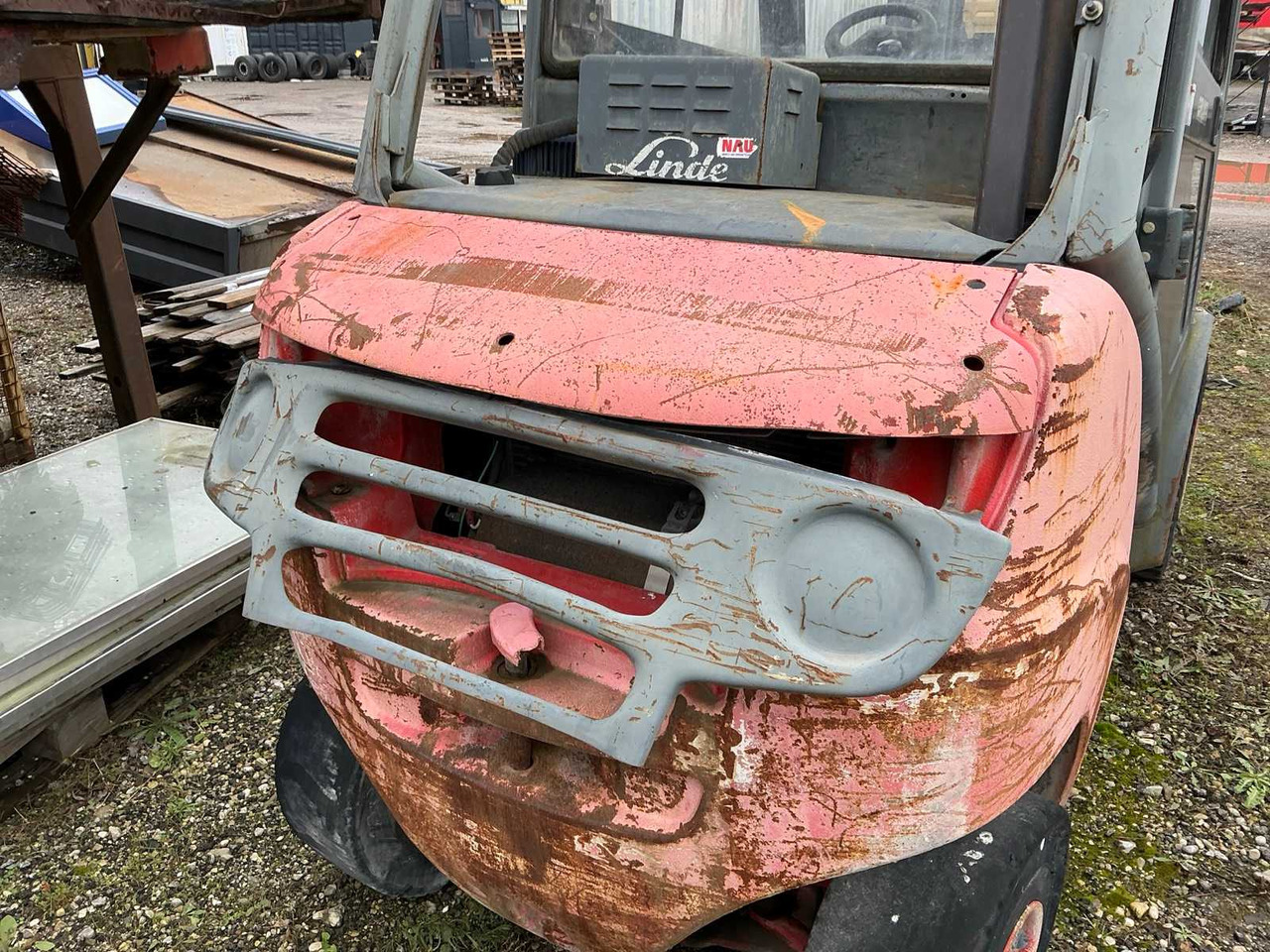 2006 LINDE H30D FORKLIFT - Chariot élévateur: photos 5 2006 LINDE H30D FORKLIFT - Chariot élévateur: photos 5