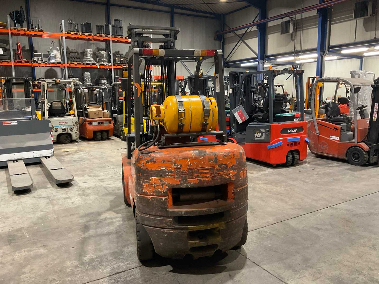 2007 HELI CPQD35 FORKLIFT - Chariot élévateur: photos 4 2007 HELI CPQD35 FORKLIFT - Chariot élévateur: photos 4