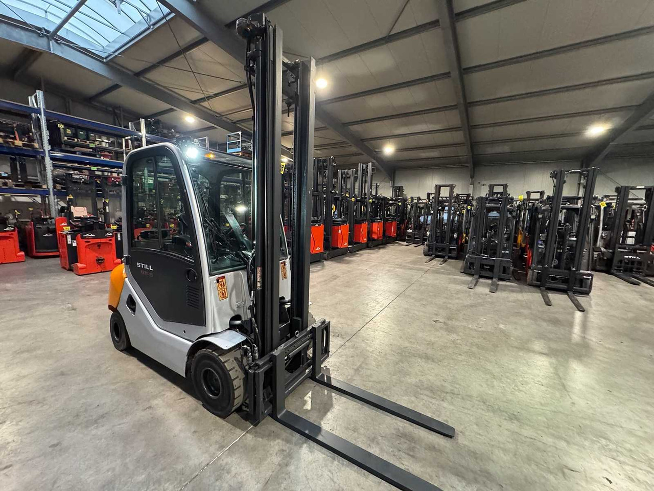 2009 UVV 11/2025 STILL RX70-25 2.500KG DIESEL FORKLIFT FORKLIFT 3.+4. VALVE 11.645 HOURS. - Chariot élévateur: photos 5 2009 UVV 11/2025 STILL RX70-25 2.500KG DIESEL FORKLIFT FORKLIFT 3.+4. VALVE 11.645 HOURS. - Chariot élévateur: photos 5