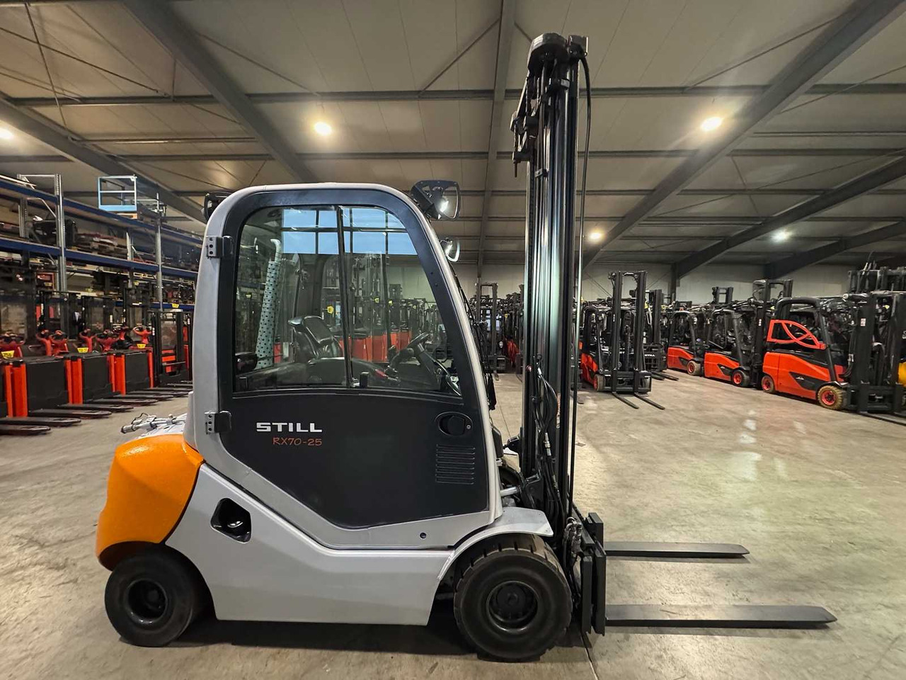 2009 UVV 11/2025 STILL RX70-25 2.500KG DIESEL FORKLIFT FORKLIFT 3.+4. VALVE 11.645 HOURS. - Chariot élévateur: photos 4 2009 UVV 11/2025 STILL RX70-25 2.500KG DIESEL FORKLIFT FORKLIFT 3.+4. VALVE 11.645 HOURS. - Chariot élévateur: photos 4