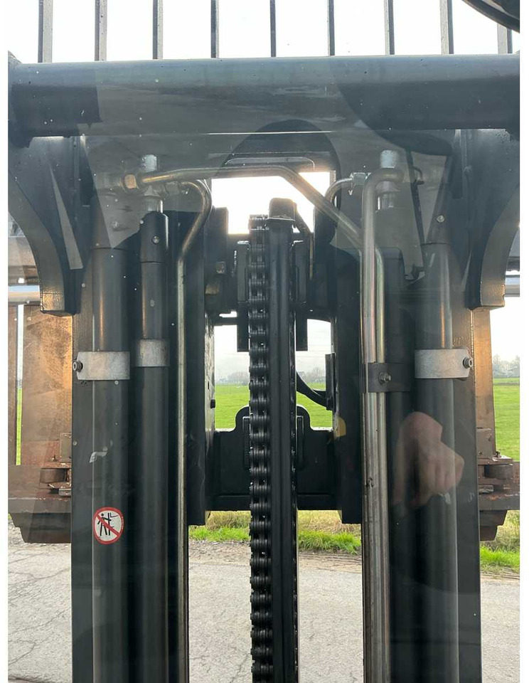 Chariot élévateur 2012 LINDE H30T-01 FORKLIFT: photos 8