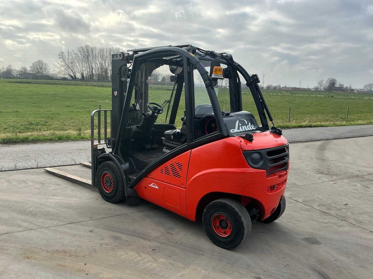 Chariot élévateur 2012 LINDE H30T-01 FORKLIFT: photos 15