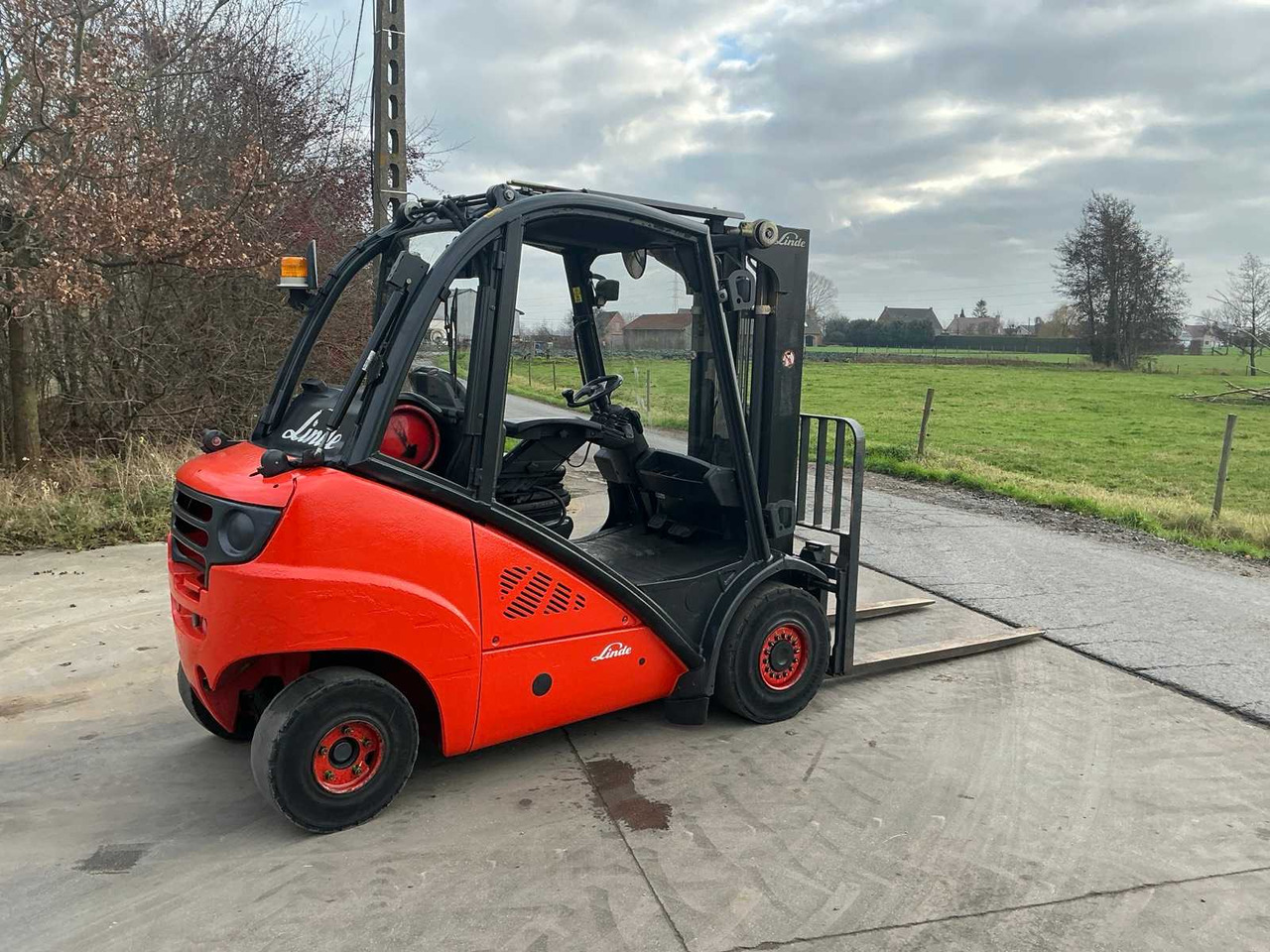 Chariot élévateur 2012 LINDE H30T-01 FORKLIFT: photos 11