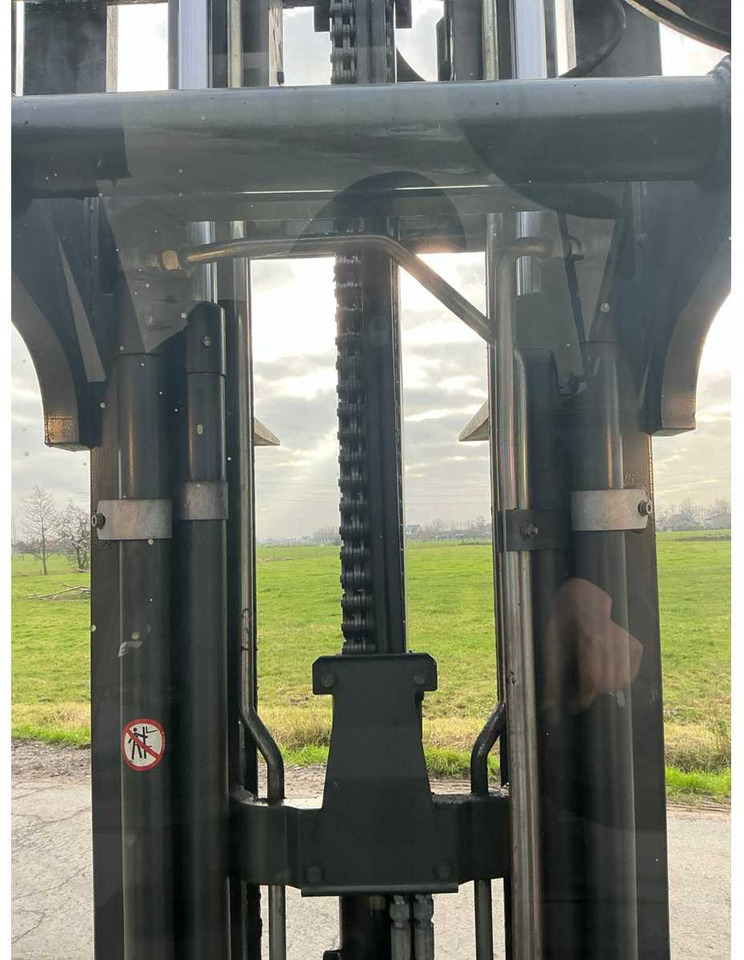 Chariot élévateur 2012 LINDE H30T-01 FORKLIFT: photos 7