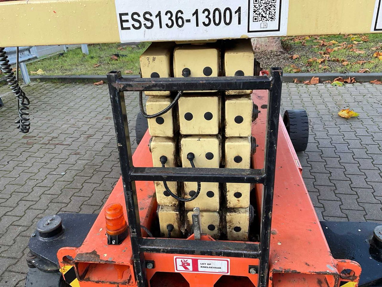 Nacelle 2013 HOLLAND LIFT HL-11816 AERIAL PLATFORM: photos 7 Nacelle 2013 HOLLAND LIFT HL-11816 AERIAL PLATFORM: photos 7