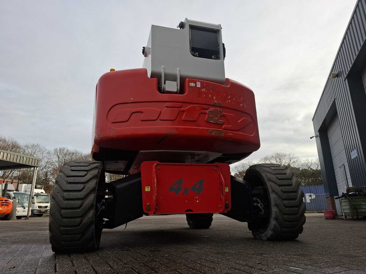 2016 NIFTY HR28 HYBRID 4X4 AERIAL WORK PLATFORM - Nacelle: photos 4 2016 NIFTY HR28 HYBRID 4X4 AERIAL WORK PLATFORM - Nacelle: photos 4