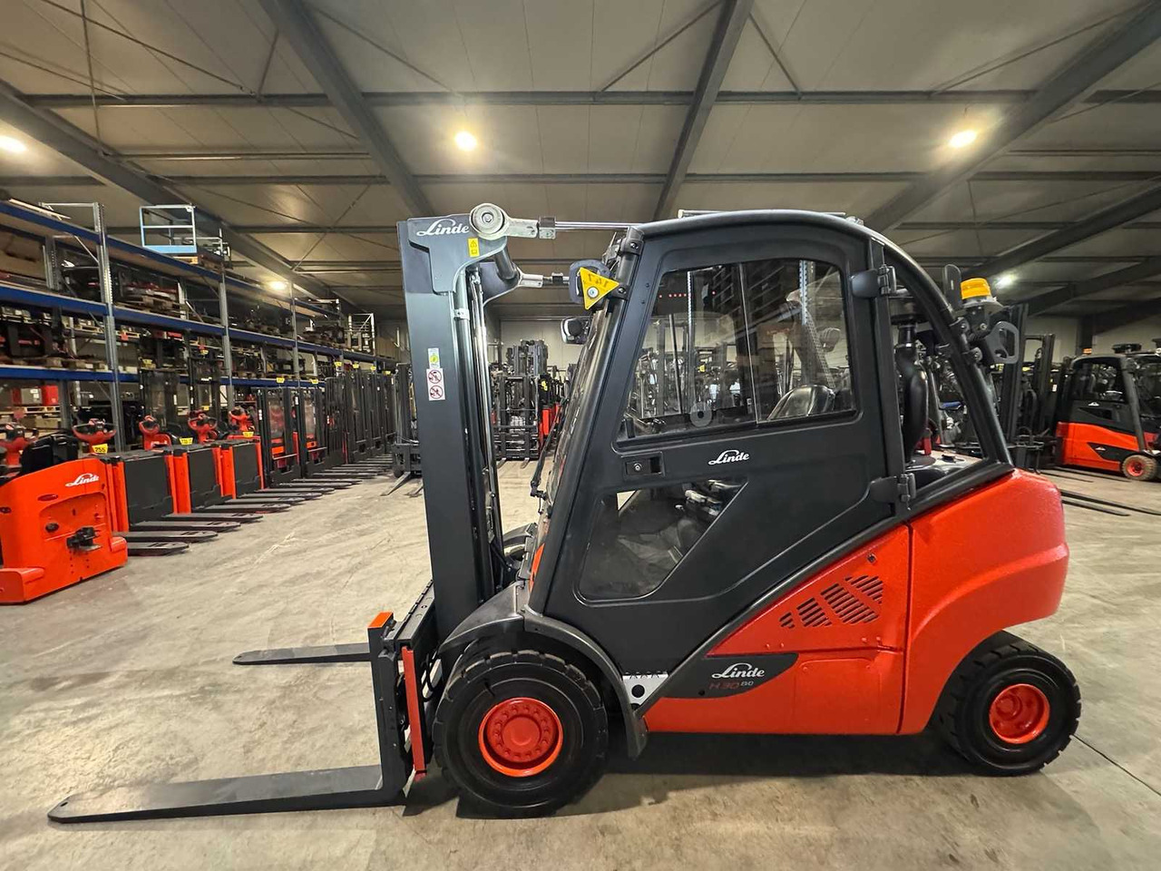 2017 SERVICE + UVV 11/2026 LINDE H30D EVO 3,000KG DUPLEX FREE LIFT 3RD + 4TH VALVE FORK ADJUSTER DIESEL FORKLIFT FORKLIFT 4,702 HOURS. - Chariot élévateur: photos 2 2017 SERVICE + UVV 11/2026 LINDE H30D EVO 3,000KG DUPLEX FREE LIFT 3RD + 4TH VALVE FORK ADJUSTER DIESEL FORKLIFT FORKLIFT 4,702 HOURS. - Chariot élévateur: photos 2